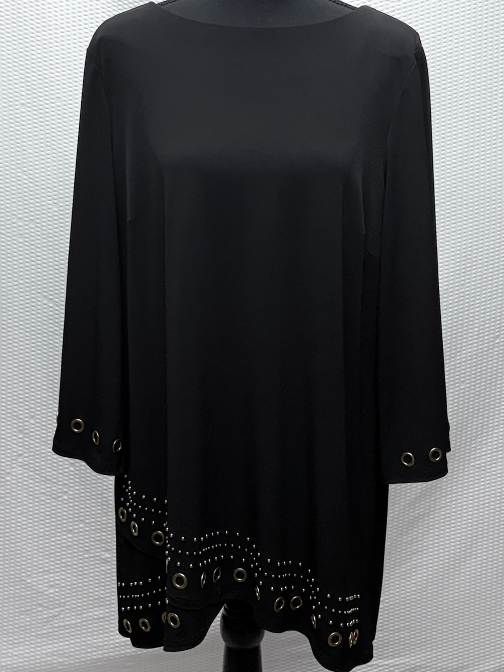JM Collection Tunic Top Women’s L Black Bell Sleeve Studded Asymmetrical